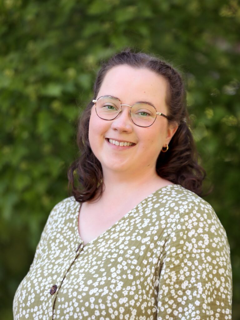 Juulia Valojoki - laillisetttu puheterapeutti, ammatinharjoittaja